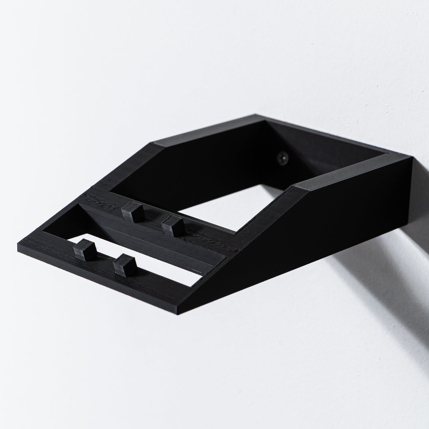 Wall Mount Bracket Compatible With Lego Technic Red Bull RB20 42206 (Angled)