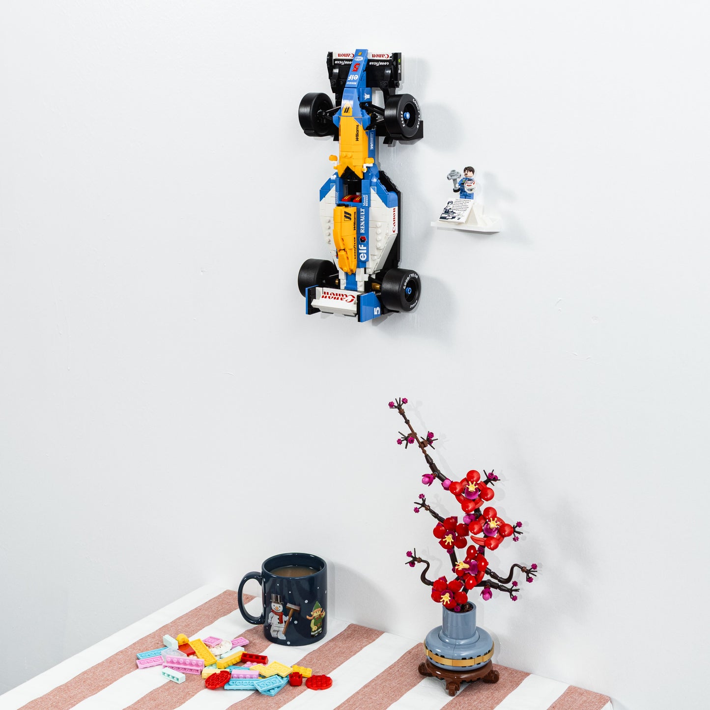 Wall Mount Compatible With LEGO Icons Williams FW14B 10353
