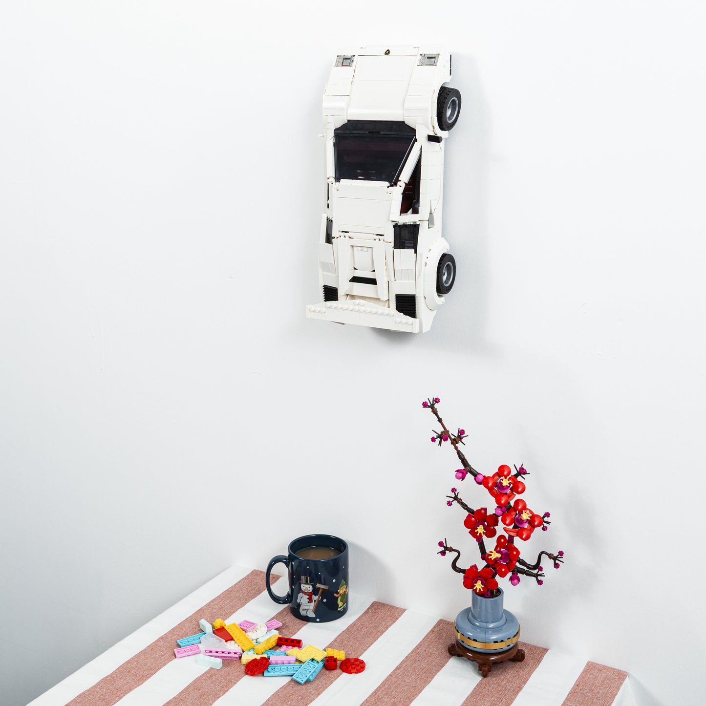 Wall Mount Compatible With LEGO 10337 Lamborghini Countach 5000 Quattrovalvole